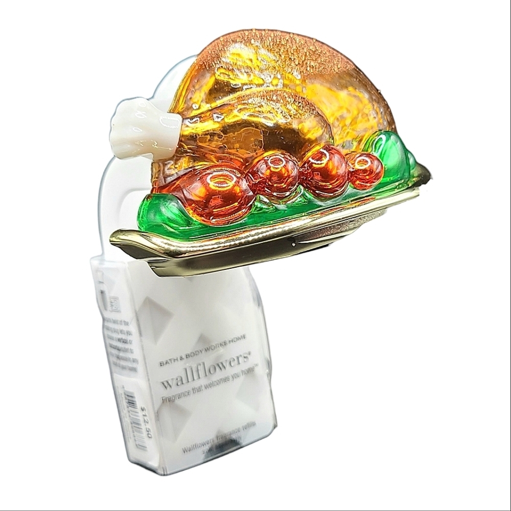 TURKEY WALLFLOWER PLUG BY BATH AND BODY WORKS NEW!